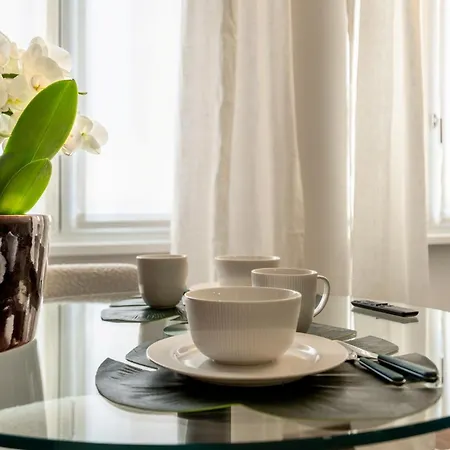 Jada Monforte- Exclusive In The Heart Of The Lägenhet